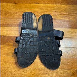 Mens handmade leather slippers in size 10.5
